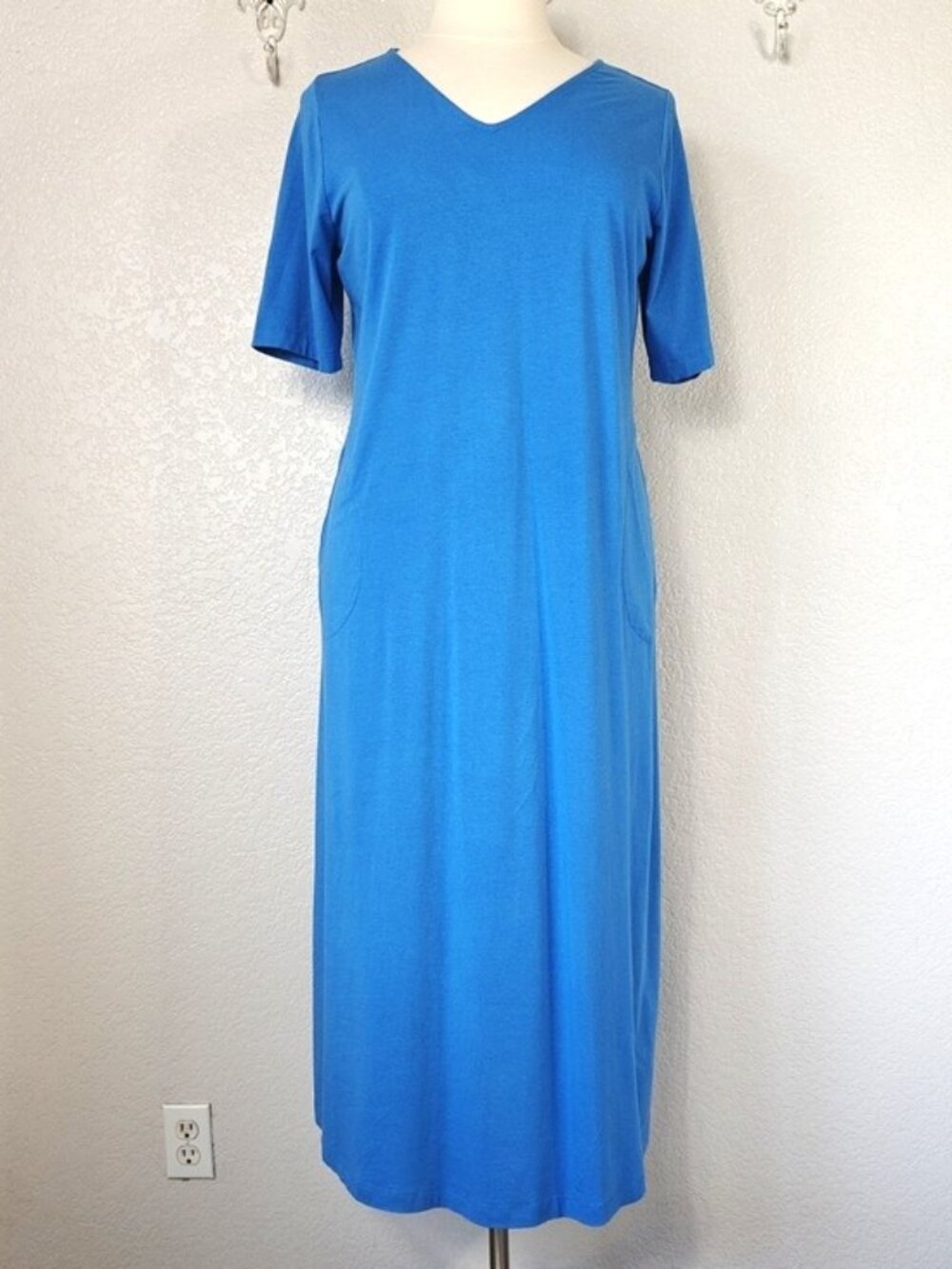 J. Jill Size L Maxi T-Shirt Dress V-Neck Short Sleeves Side Pockets Cotton Blend